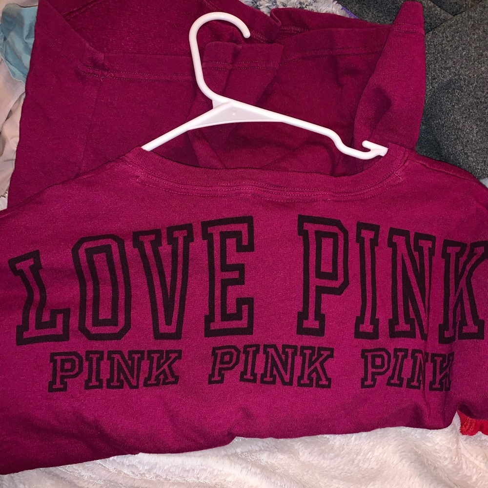 Pink pullover, Maroon in color